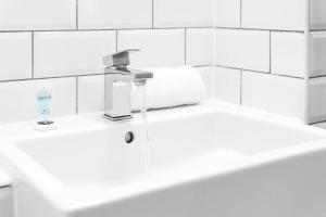 Stylish 2 Bed Apartment - Netflix - City Centre - JQ 306H