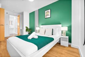 Stylish 2 Bed Apartment - Netflix - City Centre - JQ 306H