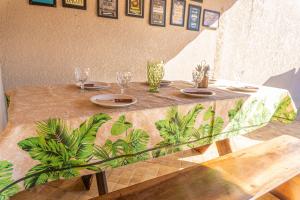 Casa com 3 quartos toda climatizada com Piscina e Lazer