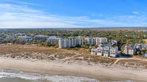 SH101: 101 Summer House