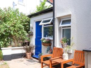 Kenny cottage - 1 The Court