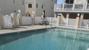 401 E Raleigh Ave, Unit B