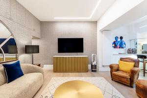 Chic Pimlico Escape with Style & Comfort