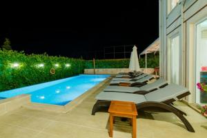 Secluded Villa with Private Pool for Families