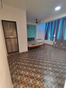 Blue Waves Guest House