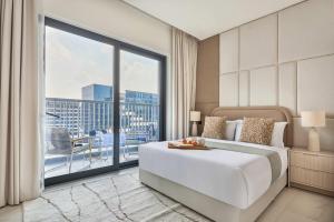 Frank Porter - The Crest Tower, Sobha Hartland