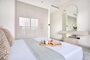 Frank Porter - The Crest Tower, Sobha Hartland