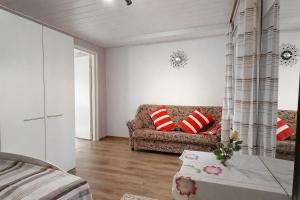 Lumi & Luonto - Entire 100 sqm 3-BR house with private wood fired sauna