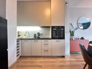 MOMOApart - Downtown Tram Depot