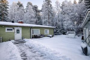 Lumi & Luonto - Entire 100 sqm 3-BR house with private wood fired sauna