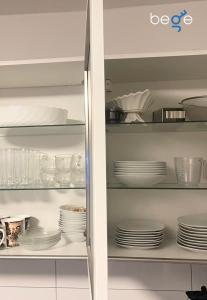 BEGE APARTMENTS ClearDesk