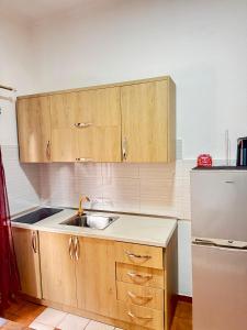 Tirana Central Apartment - Free Parking - Fit Five