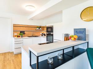 Prora - Apartment mit Balkon - Beachfront