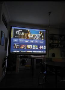 Bright apartment - canal view