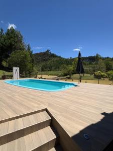 Chalé Cabana Sítio na Serra para amigos e familiares com Piscina