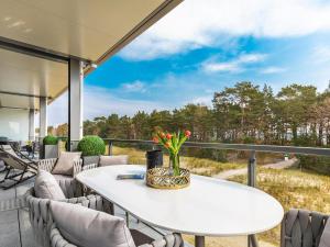 Prora - Ferienwohnung mit Strandkorb am Strand- Ambiente Deluxe