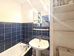 Studio cabine parking plage