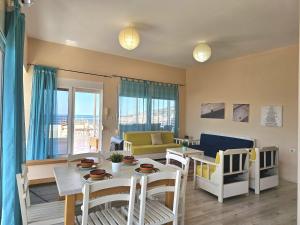 Saranda Sea View Penthouse 090