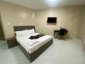 Clavina Hotel