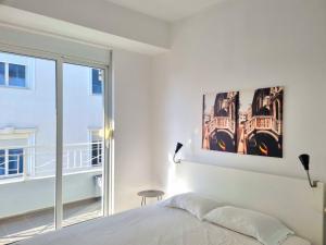 Panorama View Apartment in Saranda 059