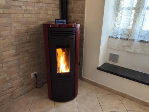 Casa nel Verde in Collina con Terrazzo Vista Mare