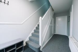 Redcar Retreat - 4 Bed House Workstays UK