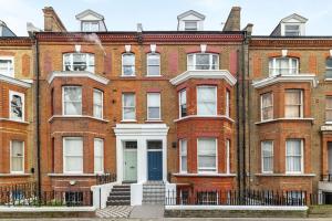 Luxury duplex modern Maida Vale flat