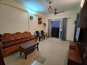 5min frm Beach, Luxury Tropical Retreat Apartment