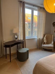 Huyze Elise Free Parking