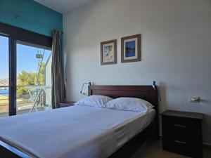 Saranda Sea View Apartment 014