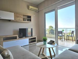 Sea View Apartment In Saranda 015