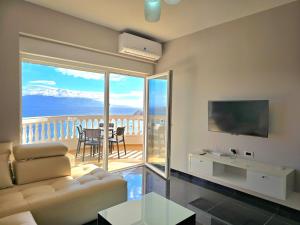 Panorama View Apartment in Saranda 018