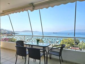 Saranda Beachfront Apartment 269