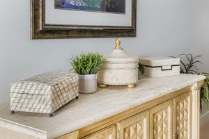 Luxurious 4 Bedroom Retreat close to Deer Valley East 1936