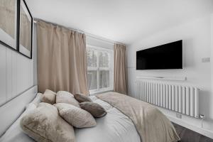 Modern & Trendy London Flat