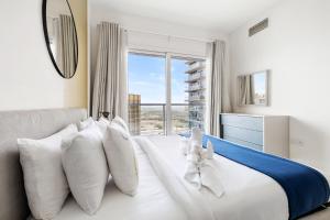 Unlock Metropolis Business Bay