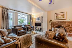 4 Bed in Teignmouth oc-l28419
