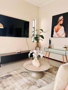 2 Bed in Spectacular Golf Estate