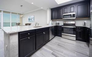 Phoenix Gulf Towers 2606