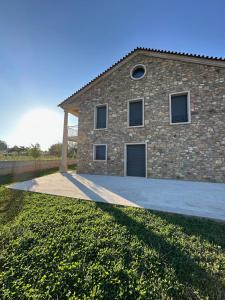 Belle et grande maison Parada Braganca Portugal