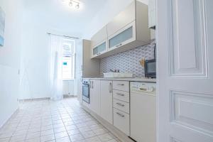 Comfortable 2BR Apt Next to Vienna Vibrant Center