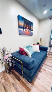 New 1BR Apt next to Convention Center and Chinatown