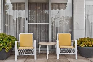 Yellow Doors .... Sixty