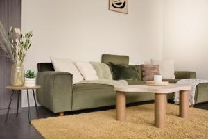 Ecrin Parisien Cosy & Chic Au pied des Champs Élysées 1 min