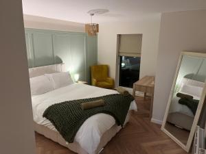 Sustainable Habitats- Berkley House apartment