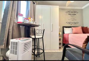 Flat Mina de Ouro - 200m Metrô Conceição Itaú 6min SP Expo Congonhas com Ar condicionado