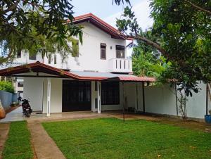 Sahan Villa