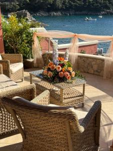 Yiannis Seafront Villa Paleokastritsa