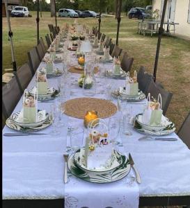 Domaine privé pour 28 personnes avec piscine chauffée