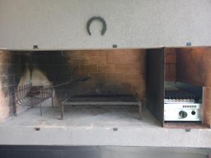 Casa Sierra de los Padres Gran parque y pileta